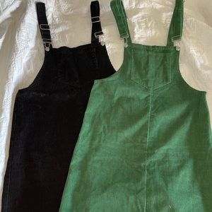 Set of 2 overall corduroy dresses